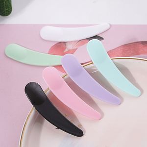Spatules cosmétiques personnalisées en plastique pour le mélange de crèmes et masques, outils de portionnement pour emballages de petite taille, cuillères à maquillage - Product Image 1