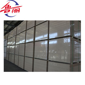 Luli <span class=keywords><strong>Grand</strong></span> Nombre En Gros <span class=keywords><strong>Osb</strong></span> Conseil 18mm <span class=keywords><strong>OSB</strong></span> Contreplaqué 4X8 Feuille <span class=keywords><strong>Osb</strong></span> Conseil - Product Image 6