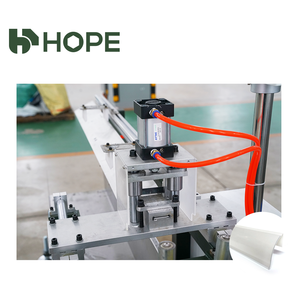 Süpermarket fiyat etiketi için ekstrüzyon ekipmanı üretiminde uzmanlaşmış <span class=keywords><strong>PVC</strong></span> profil ekstrüzyon üretim hatları özelleştirmek - Product Image 4