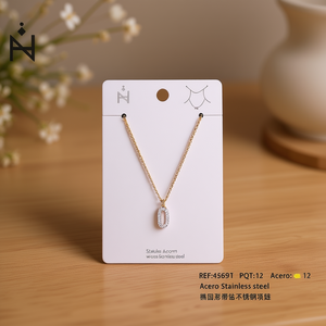 Collana Ovale in Acciaio Inossidabile con Diamanti, Ciondolo a Collare, Gioielli alla Moda - Product Image 3