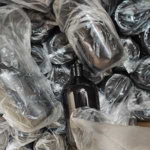 Bouteille de shampoing transparente personnalisée avec logo, en brun, blanc, noir, ambre, vert, 300 ml, 400 ml, 500 ml, avec pompe - Product Image 3