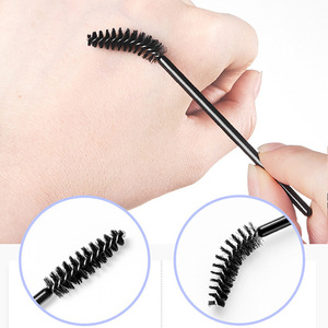 Paquete de 50 Cepillos Desechables para Pestañas, Cepillo de Nylon con Mango Corto para Extensión de Pestañas - Product Image 3