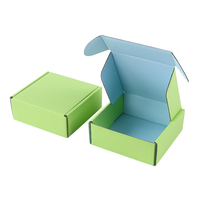 Carton en carton ondulé de couleur personnalisée, logo en papier pour vêtements, chapeaux, chaussettes, boîtes d'expédition, emballage postal