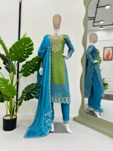 Costume Bandhani Salwar Kameez de haute qualité avec broderie et paillettes travail élégant tenue de mariage et de fête pakistanaise - Product Image 5