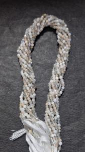 Venta al por mayor de cuentas sueltas de piedra lunar blanca natural 3mm patrón redondo Fabricación de joyas de piedras preciosas-fabricante indio - Product Image 3