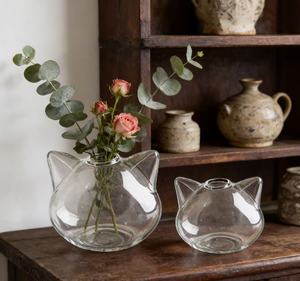 Nouvelle Tendance : Terrarium en Verre Soufflé à la Main en Forme de Chat, Transparent, Personnalisable – Vase et Support pour Plantes OEM pour Arrangements Floraux - Product Image 3