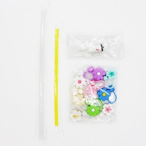ปลอกหุ้มหลอดซิลิโคนนุ่มแบบขายดี <span class=keywords><strong>ส</strong></span>ำหรับแก้วน้ำ 710 มม. ลายการ์ตูนดอกไม้ รุ่น XGM-6 - Product Image 5