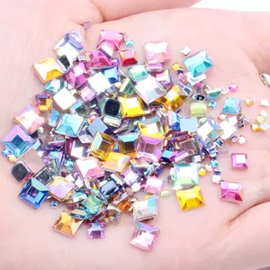 Nouveaux strass à dos plat, mélange carré, taille 4g, environ 180 pièces pour l'artisanat, le Scrapbooking, les vêtements de bricolage, les décorations Nail Art, la gemme acrylique