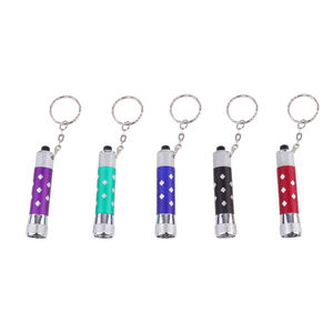 Vente en gros personnalisée : Jouet pour animaux 2-en-1 avec pointeur laser rouge, stylo LED et lampe torche blanche porte-clés - Product Image 1