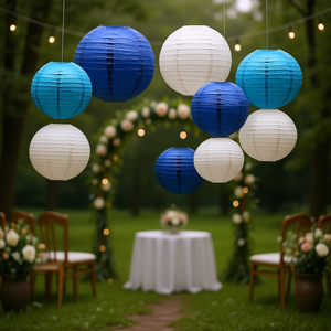 Lanternes en papier rondes bleues vintage, décorations suspendues pour mariage et fêtes - Product Image 2