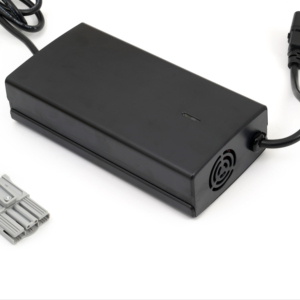 Chargeur intelligent rapide 60V 3A / 60V 5A pour moto électrique, scooter, station de batterie lithium-ion - Product Image 1