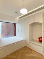 Lit plateforme tatami avec rangement personnalisé, élévateur hydraulique intégré, armoire multifonctionnelle, design moderne pour appartements urbains compacts