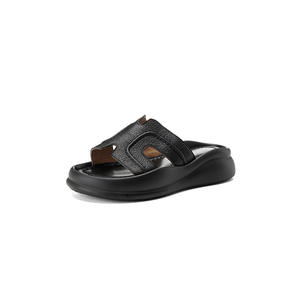 Chanclas de piel de oveja para mujer, de punta redonda y color liso, para uso casual, sandalias cómodas de suela gruesa y plana. - Product Image 6
