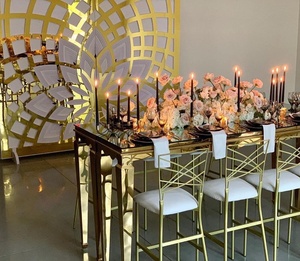 Bàn Quán Bar Cao Cấp Dùng Cho Tiệc Cocktail Bằng Thép Không Gỉ Màu Vàng Kim Sang Trọng Với Mặt Kính Màu Đen - Product Image 3