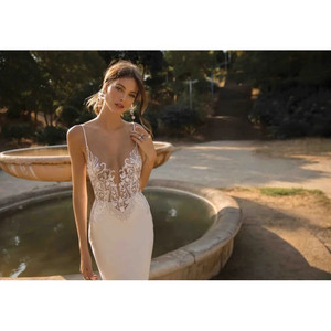 Mermaid <b>Wedding</b> <b>Dress</b> - Product Image 5