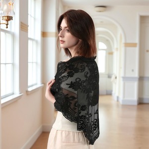 Mantilla espagnole blanche en dentelle, foulard court pour la messe catholique, pour mariée - Product Image 3
