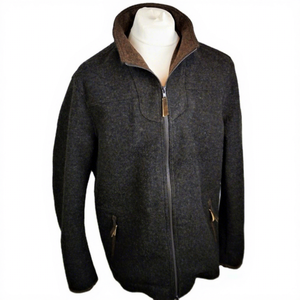 เสื้อแจ็คเก็ตทวีดสำหรับล่าสัตว์และยิงปืนสำหรับผู้ชาย ผลิตจากผ้าขนสัตว์ 100% คุณภาพเยี่ยมจากเยอรมนี ระบายอากาศได้ดี อุ่นสบายในฤดูหนาว  สามารถปรับแต่งได้ - Product Image 1