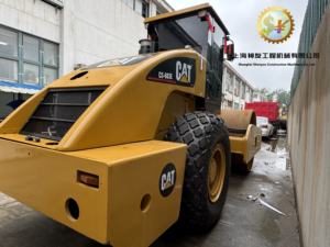 Compactador vibratorio Caterpillar de segunda mano para construcción de carreteras, motor de rodillos de carretera, componentes de núcleo de motor disponibles para la venta - Product Image 4