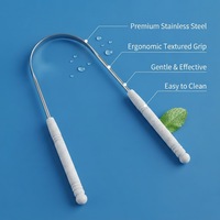 Kit d'hygiène buccale en gros : gratte-langue en acier inoxydable avec manche blanc en plastique en forme de U pour le voyage