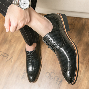 Chaussures en cuir formelles pour hommes, nouvelle collection 2026, vente en gros à prix abordable, chaussures de ville élégantes à trois brides pour gentlemen - Product Image 2