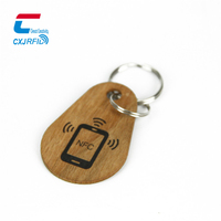 Porte-clés RFID NFC en bambou classique EV1 1K 13,56 MHz NTAG213 étanche