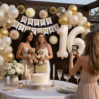 Kit de Décorations de Fête d'Anniversaire 16 Ans en Gros, Guirlande de Ballons Beige et Or avec Bannière et Décoration de Gâteau en Papier pour Décorations d'Anniversaire