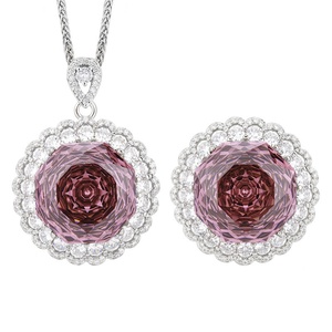 Ensemble collier et boucles d'oreilles en cuivre écologique, motif fleurs en zircon cubique rose taillé en forme de rose, 18 mm, pour femmes, vente en gros - Product Image 1