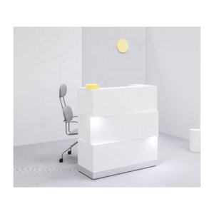 Escritorio de recepción frontal para salón de belleza, diseño moderno, piedra Artificial Popular, blanco brillante, minipeluquería - Product Image 1