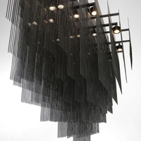 Lustres de luxe modernes pour salon Chaînes lumineuses à pompons pour villa et hôtel Luminaires décoratifs italiens noir/or