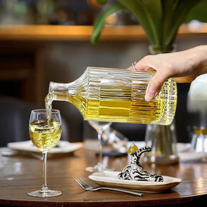 Vecchio stile <span class=keywords><strong>whisky</strong></span> Decanter Set con moderni bicchieri di cristallo e tappo di gomma per la tua <span class=keywords><strong>collezione</strong></span> di <span class=keywords><strong>whisky</strong></span> - Product Image 2