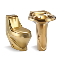 Ensemble de toilettes en céramique dorée Royal Design avec lavabo sur pied, utilisation hôtelière, siphon en S, double chasse d'eau, garantie 5 ans