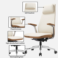 Chaise de bureau exécutive en cuir marron à dossier haut avec hauteur réglable, appui-tête réglable, accoudoirs fixes et pivotante pour salon
