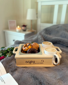 Personalisierte <span class=keywords><strong>Couchbar</strong></span> für Sofa oder Bett Holz-Snack- und Getränketablett Holz-Kaffeetassenhalter Geschenk für Filmnächte oder Frühstück - Product Image 4