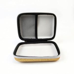 Étui de maquillage professionnel personnalisé en EVA jaune rigide, pochette de transport portable en PU pour les voyages et le rangement des cosmétiques, étanche - Product Image 1