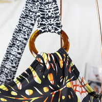 Été 2023 Nouveau produit Vintage One Shoulder Print One Piece Swimwear With Long Skirt Women Beach Wrap
