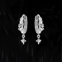 Anting Perak Zirkon Bintang Gaya Keren EK621 Unisex Serbaguna Desain Unik