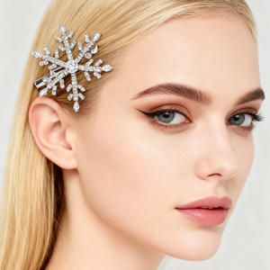 กิ๊บติดผมรูปเกล็ดหิมะน่ารักสำหรับฤดูใบไม้ร่วงฤดูหนาว กิ๊บติดผมรูปปากเป็ดประดับเพชรระยิบระยับ อุปกรณ์เสริมผม - Product Image 4