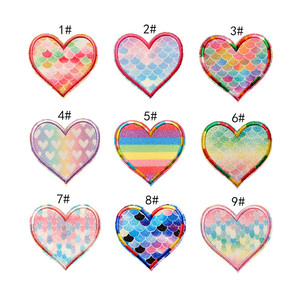 Venta al por mayor de moda DIY accesorios de ropa bordado a máquina en forma de corazón hierro en parches servicio personalizado aceptado - Product Image 2