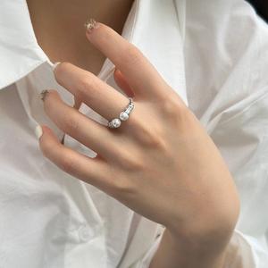 Bague pour femme en argent sterling S925, design vintage, petit modèle, torsades tressées, avec double perle simple et sophistiquée, petite taille - Product Image 5