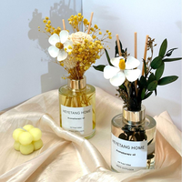 Diffuseur de parfum d'ambiance longue durée avec bouteille en verre sans BPA, bâtonnets multi-usages, liquide et belles fleurs séchées