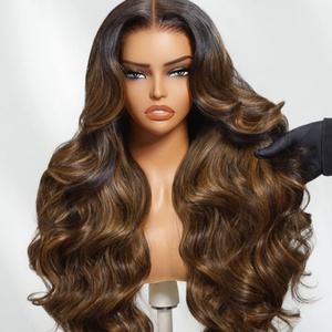 <span class=keywords><strong>Parrucche</strong></span> Lunghe <span class=keywords><strong>e</strong></span> Ondulate in Capelli Remy 13*6 Senza Colla con Pizzo HD <span class=keywords><strong>e</strong></span> <span class=keywords><strong>Colore</strong></span> Highlight per <span class=keywords><strong>Donne</strong></span> <span class=keywords><strong>di</strong></span> <span class=keywords><strong>Colore</strong></span>, Prodotte in Vietnam - Product Image 2