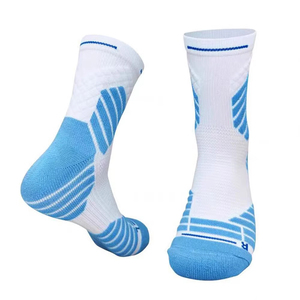 Chaussettes de basketball professionnelles pour l'entraînement, longues, en maille respirante, à boucles épaisses, antidérapantes et absorbant les chocs - Product Image 2