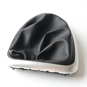 Funda de cuero para palanca de cambios de coche, cubierta antipolvo para transmisión automática Nissan, accesorio interior para vehículos - Product Image 1