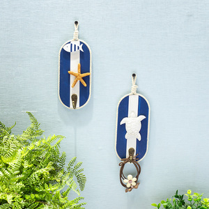 Crochet mural en résine « Brise marine méditerranéenne » – Design rectangulaire bleu et blanc avec poissons et tortues – Décoration murale pour la maison - Product Image 1