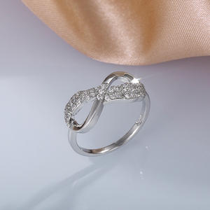 Anello Infinity F669 per Donna con Zirconia Cubica Creata in Laboratorio, Micro Pavé, Anelli di Moda per Matrimonio - Product Image 6
