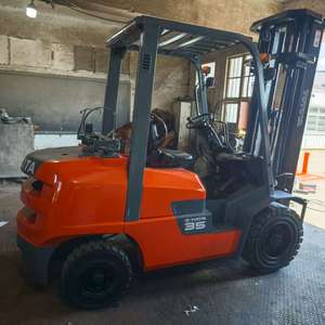 High quality Toyota <b>forklift</b> ZN 3.5tons three-section mast solid tire seat type for indoor use - Product Image 1