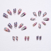 Ongles à presser Amande Groovy Années 70, Design Floral Rétro Coloré et Lignes Psychedéliques, Finition Brillante, PMMA, Ongles Longs à Coupe Funky