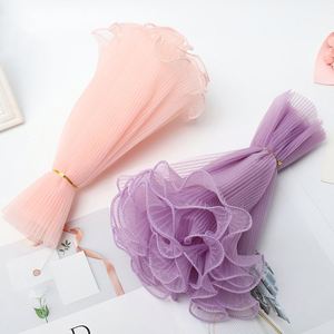 ตาข่ายห่อดอกไม้ลายคลื่นหรูหรา ขนาด 28 ซม.*5 หลา สำหรับห่อดอกไม้ - Product Image 1