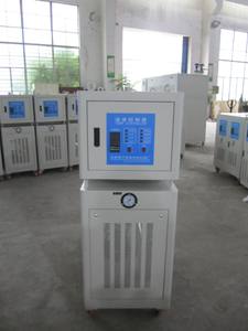 יחידת בקרת טמפרטורת מים דיגיטלית (TCU) חסכונית באנרגיה עם מילוי מים אוטומטי עבור יציקת גומי - Product Image 3