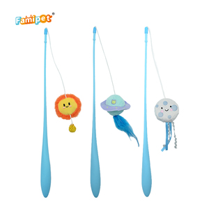 Fabricante Famipet, Venta al por Mayor Personalizada, Nuevo Diseño Serie Espacial, Juguete Interactivo para Gatos, Varita de Juguete para Gatitos - Product Image 1